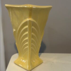 Gorgeous vintage tall ceramic vase McCoy